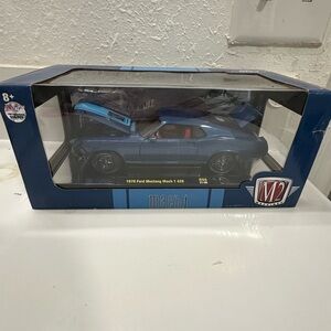 limited edition M2 Machines 1970 Ford Mustang Mach 1 428 diecast model car